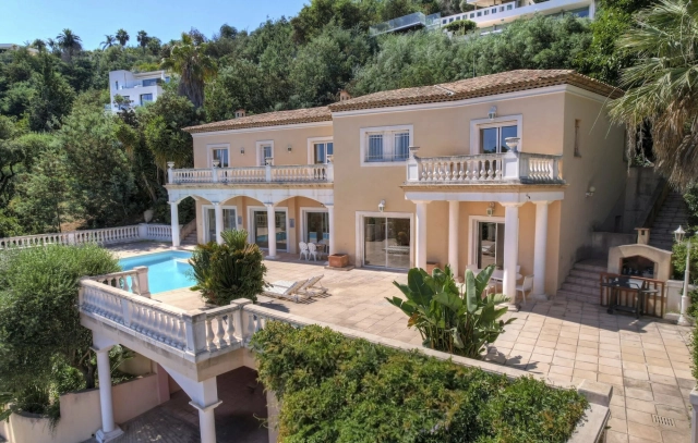 4 Bedroom(s) - 4 Bathroom(s) - 1,500m² land for sale in Alpes-Maritimes, Provence-Alpes-Côte-d'Azur, France - FrenchPropertyPortal.com Cannes Area for sale for 1,890,000€ in Alpes-Maritimes, Provence-Alpes-Côte-d'Azur