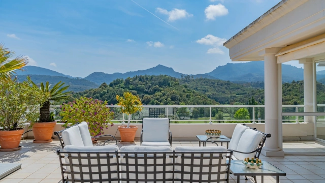 Cannes Area for sale for 2,200,000&euro; in Alpes-Maritimes, Provence-Alpes-Côte-d'Azur