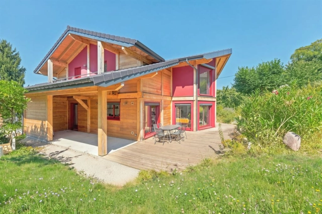 EVIAN / LAKE GENEVA for sale for 1,098,000&euro; in Haute-Savoie, Rhône-Alpes
