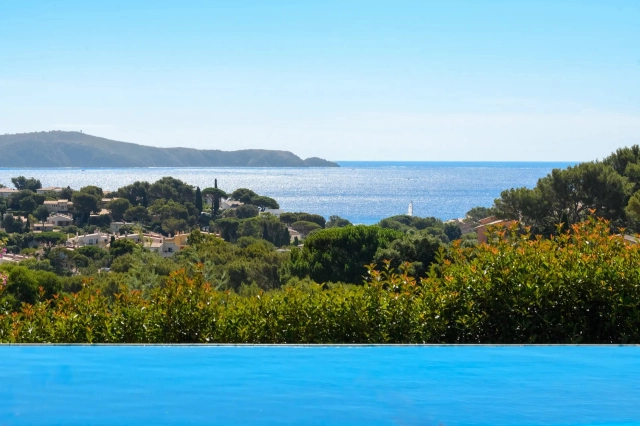 Provence Coast (Cassis to Cavalaire) for sale for 2,685,000&euro; in Var, Provence-Alpes-Côte-d\'Azur