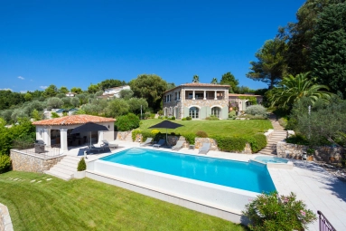 4 Bedroom(s) - 4 Bathroom(s) - 5,100m² land for sale in Alpes-Maritimes, Provence-Alpes-Côte-d'Azur, France - FrenchPropertyPortal.com Mougins, Valbonne, Grasse Area for sale for 3,700,000€ in Alpes-Maritimes, Provence-Alpes-Côte-d'Azur