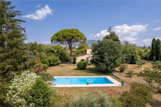 Mougins, Valbonne, Grasse Area for sale for 1,490,000&euro; in Alpes-Maritimes, Provence-Alpes-Côte-d'Azur