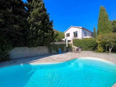 8 Bedroom(s) - 5 Bathroom(s) - 4,000m² land for sale in Alpes-Maritimes, Provence-Alpes-Côte-d'Azur, France - FrenchPropertyPortal.com Villefranche, Cap Ferrat Area for sale for 3,300,000€ in Alpes-Maritimes, Provence-Alpes-Côte-d'Azur