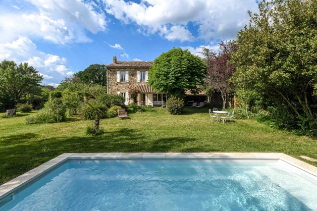 5 Bedroom(s) - 1 Bathroom(s) - 1,290m² land for sale in Gard, Languedoc-Roussillon, France - FrenchPropertyPortal.com Uzes Area for sale for 845,000€ in Gard, Languedoc-Roussillon