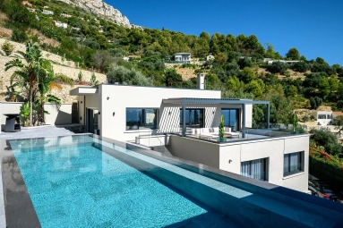 Villefranche, Cap Ferrat Area for sale for 5,800,000&euro; in Alpes-Maritimes, Provence-Alpes-Côte-d'Azur