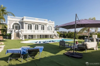 4 Bedroom(s) - 3 Bathroom(s) - 1,400m² land for sale in Alpes-Maritimes, Provence-Alpes-Côte-d'Azur, France - FrenchPropertyPortal.com Antibes Area for sale for 1,680,000€ in Alpes-Maritimes, Provence-Alpes-Côte-d'Azur