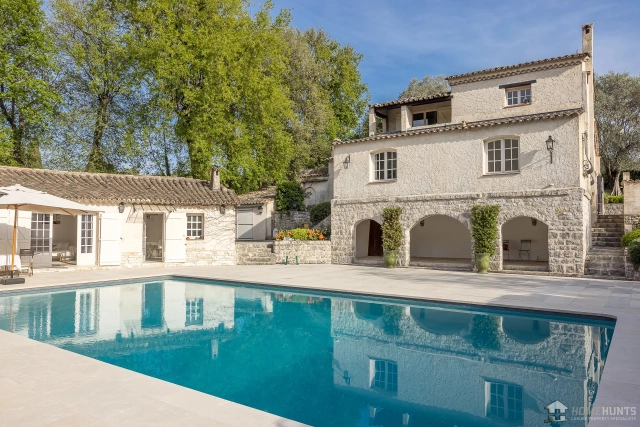 5 Bedroom(s) - 1 Bathroom(s) - 3,700m² land for sale in Alpes-Maritimes, Provence-Alpes-Côte-d'Azur, France - FrenchPropertyPortal.com Vence, St. Paul Area for sale for 1,695,000€ in Alpes-Maritimes, Provence-Alpes-Côte-d'Azur