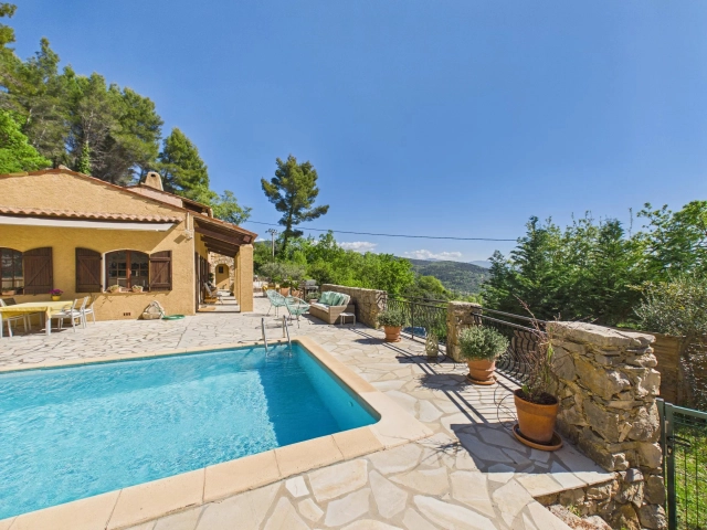 Var Countryside (Fayence, Lorgues, Cotignac) for sale for 950,000&euro; in Var, Provence-Alpes-Côte-d\'Azur