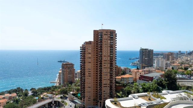 Menton, Cap Martin Area for sale for 4,400,000&euro; in Alpes-Maritimes, Provence-Alpes-Côte-d'Azur