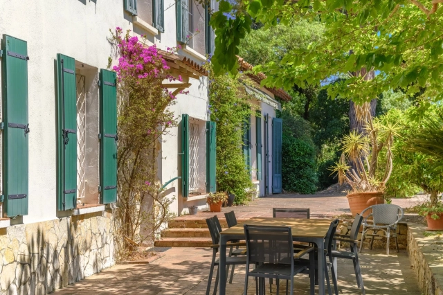Provence Coast (Cassis to Cavalaire) for sale for 1,872,000&euro; in Var, Provence-Alpes-Côte-d\'Azur