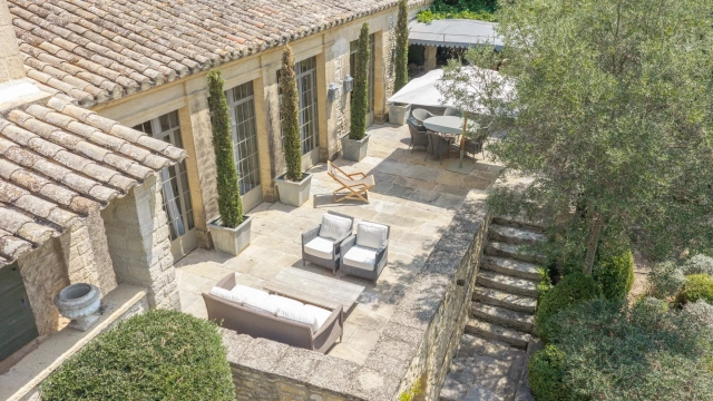 Uzes Area for sale for 2,550,000&euro; in Gard, Languedoc-Roussillon