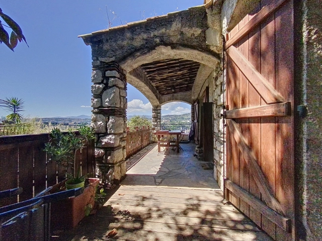 6 Bedroom(s) - 4 Bathroom(s) - 0 m² land for sale in Alpes-Maritimes, Provence-Alpes-Côte-d'Azur, France - FrenchPropertyPortal.com Nice Area for sale for 1,407,000€ in Alpes-Maritimes, Provence-Alpes-Côte-d'Azur
