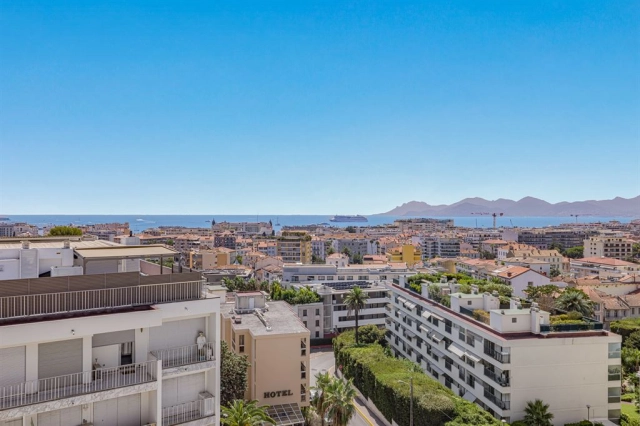 2 Bedroom(s) - 2 Bathroom(s) - 0 m² land for sale in Alpes-Maritimes, Provence-Alpes-Côte-d'Azur, France - FrenchPropertyPortal.com Cannes Area for sale for 1,190,000€ in Alpes-Maritimes, Provence-Alpes-Côte-d'Azur
