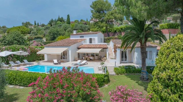 Mougins, Valbonne, Grasse Area for sale for 1,995,000&euro; in Alpes-Maritimes, Provence-Alpes-Côte-d'Azur