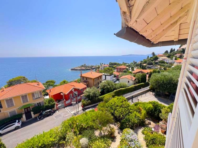 Villefranche, Cap Ferrat Area for sale for 4,450,000&euro; in Alpes-Maritimes, Provence-Alpes-Côte-d'Azur
