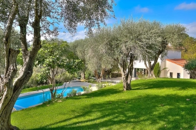 Mougins, Valbonne, Grasse Area for sale for 2,200,000&euro; in Alpes-Maritimes, Provence-Alpes-Côte-d'Azur