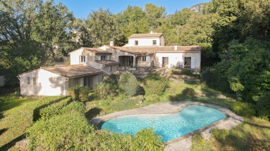 Vence, St. Paul Area for sale for 1,325,000&euro; in Alpes-Maritimes, Provence-Alpes-Côte-d'Azur