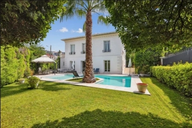 7 Bedroom(s) - 6 Bathroom(s) - 500m² land for sale in Alpes-Maritimes, Provence-Alpes-Côte-d'Azur, France - FrenchPropertyPortal.com Cannes Area for sale for 3,990,000€ in Alpes-Maritimes, Provence-Alpes-Côte-d'Azur