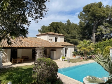 Provence Coast (Cassis to Cavalaire) for sale for 1,790,000&euro; in Var, Provence-Alpes-Côte-d\'Azur