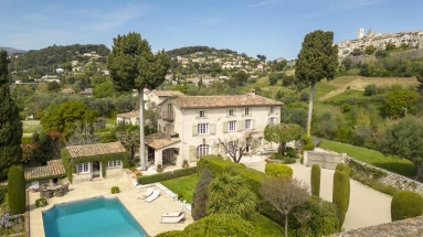 6 Bedroom(s) - 5 Bathroom(s) - 0 m² land for sale in Alpes-Maritimes, Provence-Alpes-Côte-d'Azur, France - FrenchPropertyPortal.com Vence, St. Paul Area for sale for 3,980,000€ in Alpes-Maritimes, Provence-Alpes-Côte-d'Azur