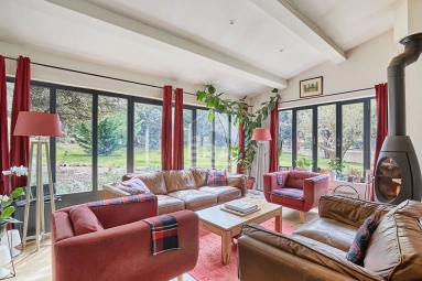 Aix en Provence Area for sale for 1,050,000&euro; in Bouches-du-Rhône, Provence-Alpes-Côte-d'Azur