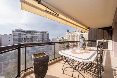 1 Bedroom(s) - 1 Bathroom(s) - 0 m² land for sale in Alpes-Maritimes, Provence-Alpes-Côte-d'Azur, France - FrenchPropertyPortal.com Cannes Area for sale for 1,250,000€ in Alpes-Maritimes, Provence-Alpes-Côte-d'Azur