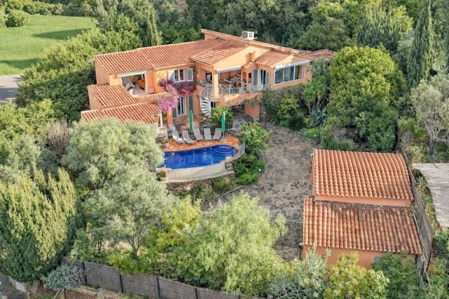 Provence Coast (Cassis to Cavalaire) for sale for 2,690,000&euro; in Var, Provence-Alpes-Côte-d\'Azur