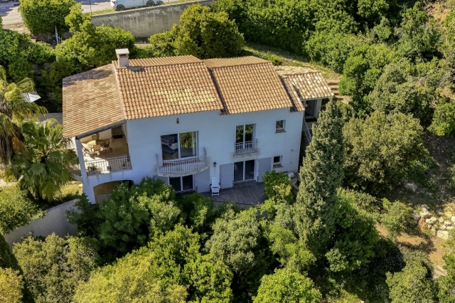 Provence Coast (Cassis to Cavalaire) for sale for 1,825,000&euro; in Var, Provence-Alpes-Côte-d\'Azur