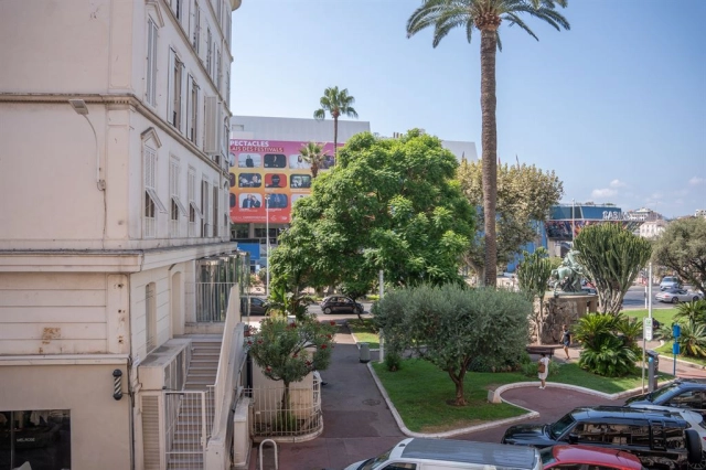 2 Bedroom(s) - 2 Bathroom(s) - 0 m² land for sale in Alpes-Maritimes, Provence-Alpes-Côte-d'Azur, France - FrenchPropertyPortal.com Cannes Area for sale for 1,750,000€ in Alpes-Maritimes, Provence-Alpes-Côte-d'Azur