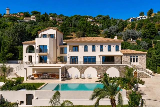 Antibes Area for sale for 11,000,000&euro; in Alpes-Maritimes, Provence-Alpes-Côte-d'Azur