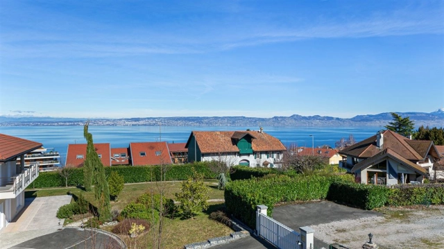 EVIAN / LAKE GENEVA for sale for 949,000&euro; in Haute-Savoie, Rhône-Alpes