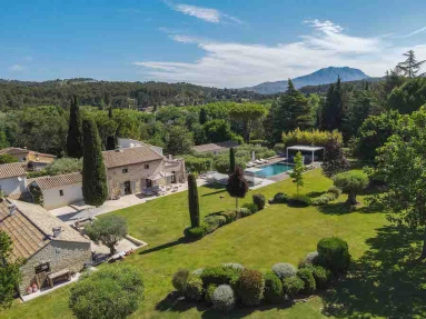 Aix en Provence Area for sale for 4,690,000&euro; in Bouches-du-Rhône, Provence-Alpes-Côte-d'Azur
