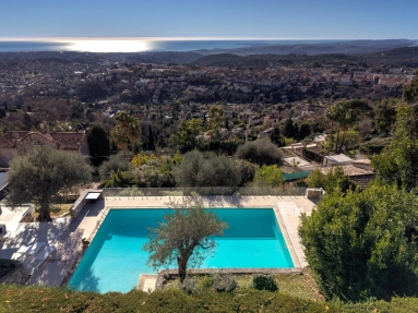 4 Bedroom(s) - 3 Bathroom(s) - 2,213m² land for sale in Alpes-Maritimes, Provence-Alpes-Côte-d'Azur, France - FrenchPropertyPortal.com Vence, St. Paul Area for sale for 3,175,000€ in Alpes-Maritimes, Provence-Alpes-Côte-d'Azur