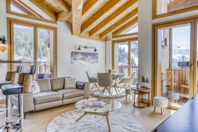 2 Bedroom(s) - 2 Bathroom(s) - 0 m² land for sale in Savoie, Rhône-Alpes, France - FrenchPropertyPortal.com COURCHEVEL / MERIBEL for sale for 940,000€ in Savoie, Rhône-Alpes