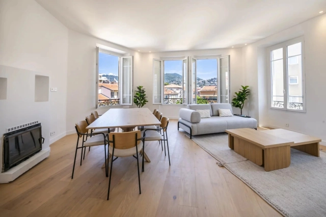Nice Area for sale for 990,000&euro; in Alpes-Maritimes, Provence-Alpes-Côte-d'Azur