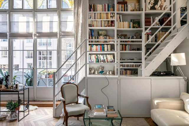 2 Bedroom(s) - 2 Bathroom(s) - 0 m² land for sale in Paris, Ile-de-France, France - FrenchPropertyPortal.com Monceau - Montmartre (9th,17th, 18th) for sale for 1,598,000€ in Paris, Ile-de-France