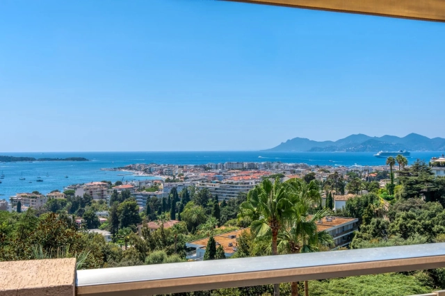 3 Bedroom(s) - 2 Bathroom(s) - 0 m² land for sale in Alpes-Maritimes, Provence-Alpes-Côte-d'Azur, France - FrenchPropertyPortal.com Cannes Area for sale for 2,350,000€ in Alpes-Maritimes, Provence-Alpes-Côte-d'Azur