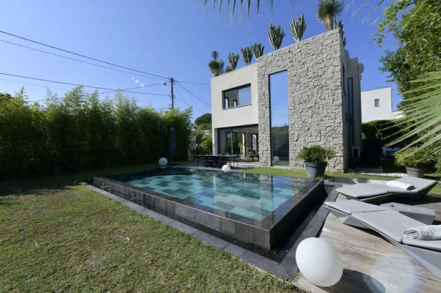 Antibes Area for sale for 2,200,000&euro; in Alpes-Maritimes, Provence-Alpes-Côte-d'Azur