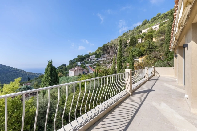 5 Bedroom(s) - 5 Bathroom(s) - 0 m² land for sale in Alpes-Maritimes, Provence-Alpes-Côte-d'Azur, France - FrenchPropertyPortal.com Villefranche, Cap Ferrat Area for sale for 1,990,000€ in Alpes-Maritimes, Provence-Alpes-Côte-d'Azur