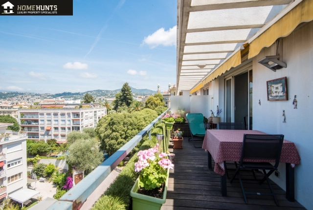 Nice Area for sale for 990,000&euro; in Alpes-Maritimes, Provence-Alpes-Côte-d'Azur