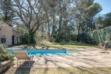 8 Bedroom(s) - 7 Bathroom(s) - 3,200m² land for sale in Bouches-du-Rhône, Provence-Alpes-Côte-d'Azur, France - FrenchPropertyPortal.com Aix en Provence Area for sale for 1,499,000€ in Bouches-du-Rhône, Provence-Alpes-Côte-d'Azur