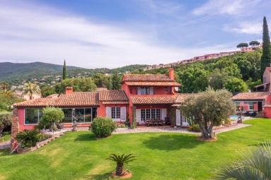 Provence Coast (Cassis to Cavalaire) for sale for 1,560,000&euro; in Var, Provence-Alpes-Côte-d\'Azur