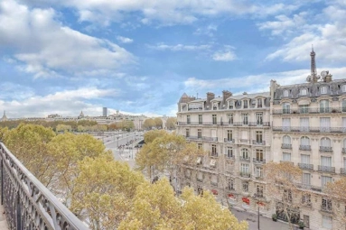 Golden Triangle - Trocadéro (8th - 16th) for sale for 3,550,000&euro; in Paris, Ile-de-France