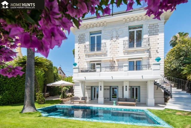 4 Bedroom(s) - 4 Bathroom(s) - 530m² land for sale in Alpes-Maritimes, Provence-Alpes-Côte-d'Azur, France - FrenchPropertyPortal.com Nice Area for sale for 5,800,000€ in Alpes-Maritimes, Provence-Alpes-Côte-d'Azur