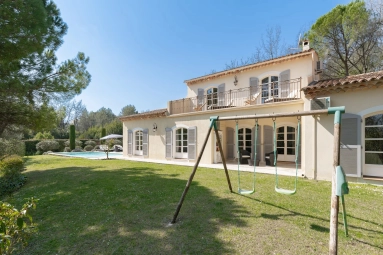 5 Bedroom(s) - 5 Bathroom(s) - 5,000m² land for sale in Alpes-Maritimes, Provence-Alpes-Côte-d'Azur, France - FrenchPropertyPortal.com Mougins, Valbonne, Grasse Area for sale for 1,600,000€ in Alpes-Maritimes, Provence-Alpes-Côte-d'Azur