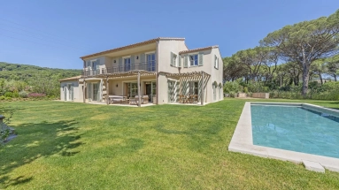 St. Tropez, Grimaud Area for sale for 4,650,000&euro; in Var, Provence-Alpes-Côte-d\'Azur