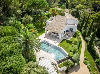6 Bedroom(s) - 6 Bathroom(s) - 2,980m² land for sale in Alpes-Maritimes, Provence-Alpes-Côte-d'Azur, France - FrenchPropertyPortal.com Mougins, Valbonne, Grasse Area for sale for 4,950,000€ in Alpes-Maritimes, Provence-Alpes-Côte-d'Azur