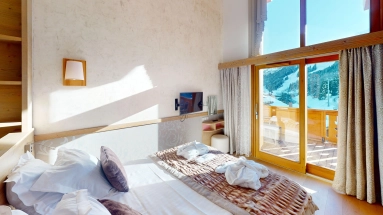 COURCHEVEL / MERIBEL for sale for 1,450,000&euro; in Savoie, Rhône-Alpes