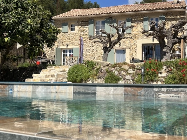 4 Bedroom(s) - 3 Bathroom(s) - 2,355m² land for sale in Var, Provence-Alpes-Côte-d\'Azur, France - FrenchPropertyPortal.com Provence Coast (Cassis to Cavalaire) for sale for 1,290,000€ in Var, Provence-Alpes-Côte-d\'Azur