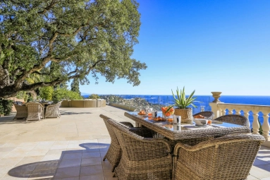8 Bedroom(s) - 5 Bathroom(s) - 2,000m² land for sale in Alpes-Maritimes, Provence-Alpes-Côte-d'Azur, France - FrenchPropertyPortal.com Cannes Area for sale for 2,600,000€ in Alpes-Maritimes, Provence-Alpes-Côte-d'Azur